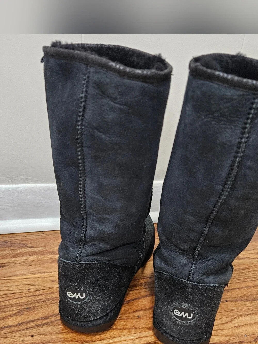 Emu Australia Womens Boots 8 Sheepskin Suede Shearling Lined Tall Mid Calf Black